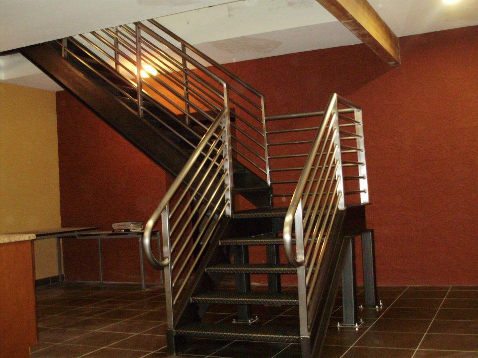 Custom steel staircase with stainless railings — Phoenix AZ metal fabrication